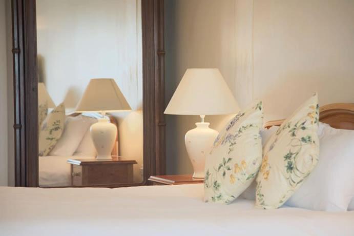 The Waterfront Hotel Baltimore Room photo