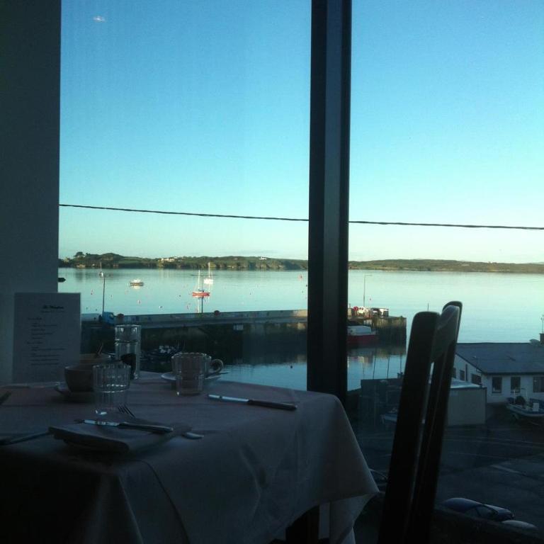 The Waterfront Hotel Baltimore Exterior photo